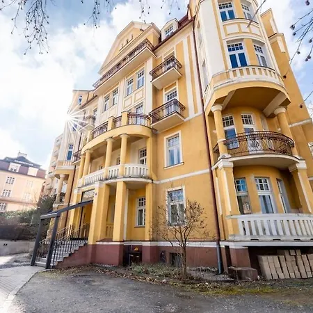 Luxury Charles Iv