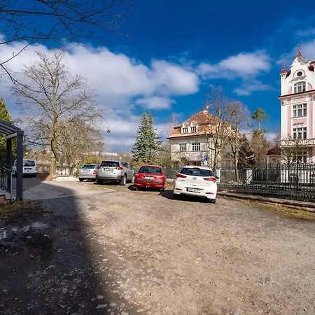 Luxury Charles Iv Apartment Karlovy Vary